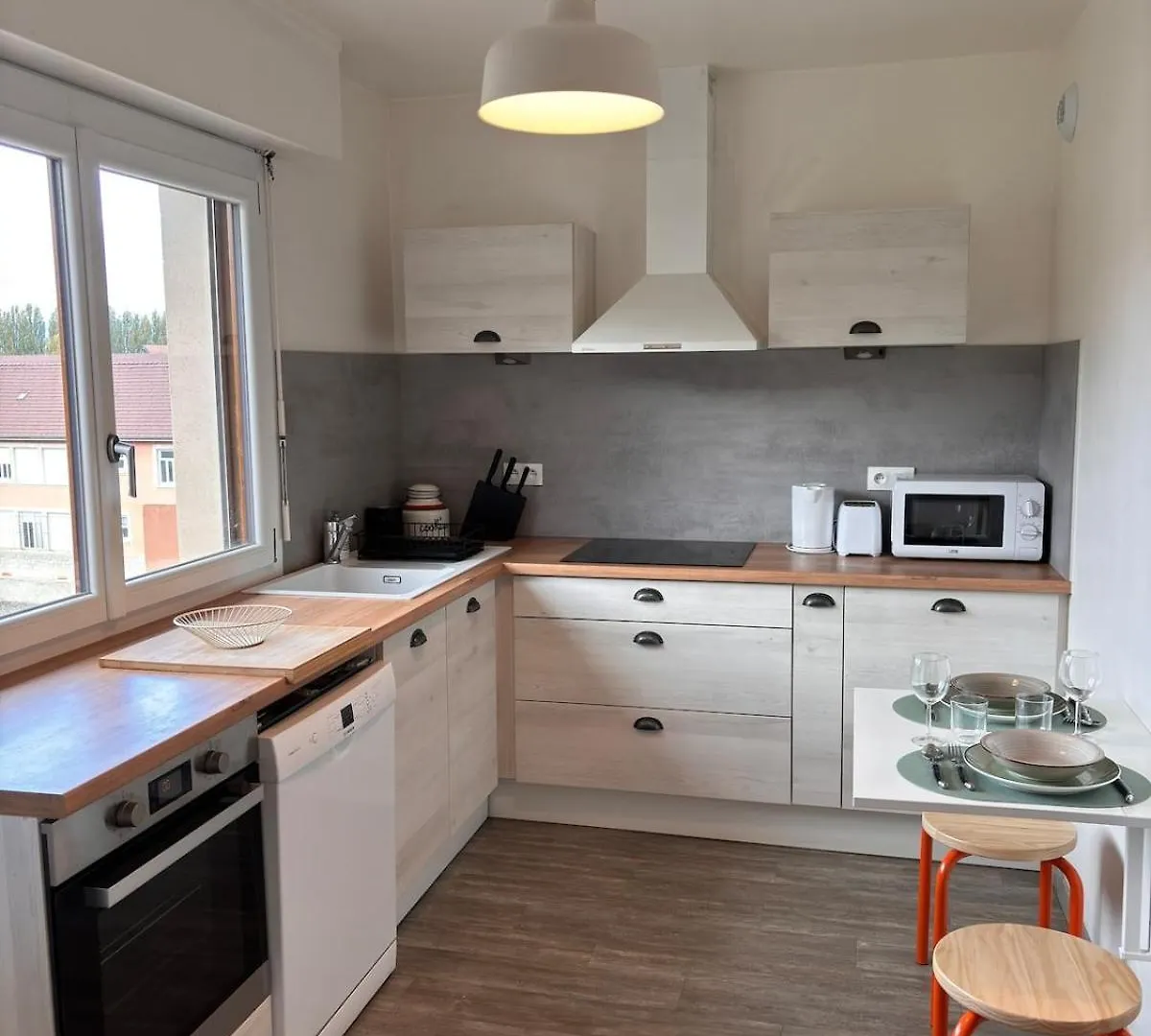 Le Pop Appartement Contemporain Avec Terrasse Et Parking Bonneville Franciaország